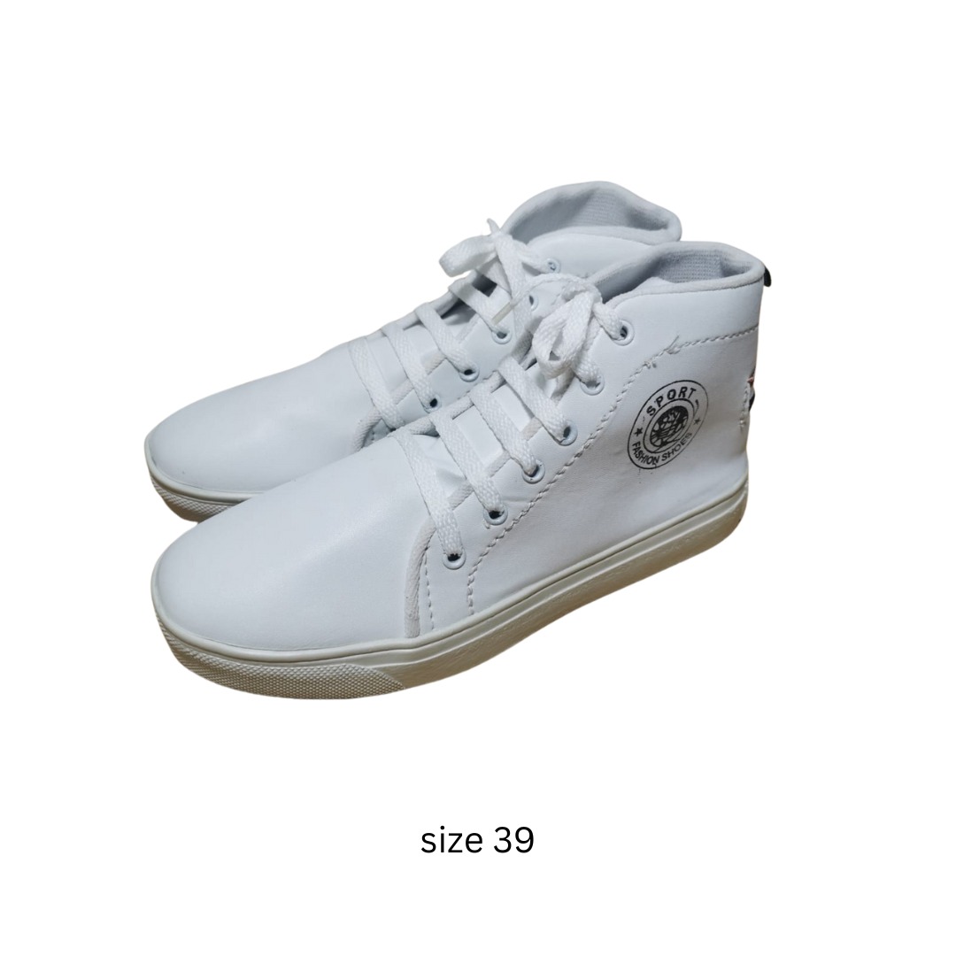 Sepatu 15